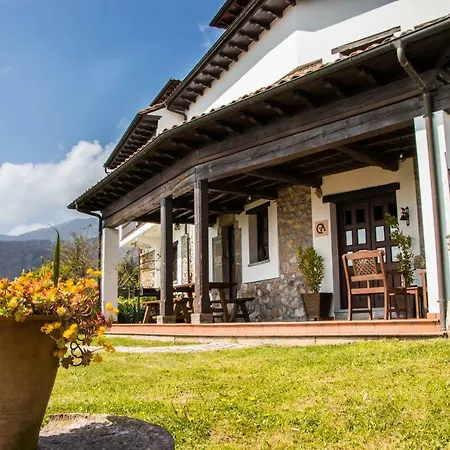 Casa De Aldea El Navaron Cofiño