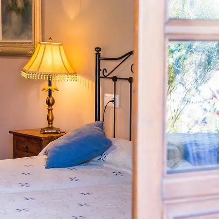 Nyaraló Casa De Aldea El Navaron