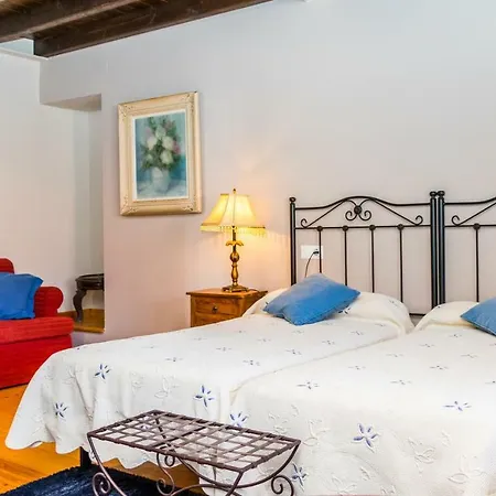 Casa De Aldea El Navaron Nyaraló Cofiño