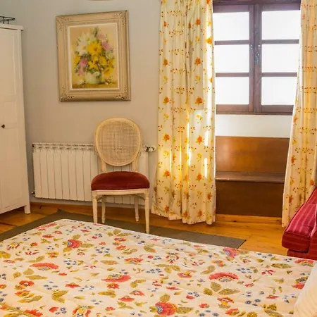 Nyaraló Casa De Aldea El Navaron