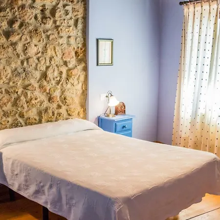 Nyaraló Casa De Aldea El Navaron Cofiño